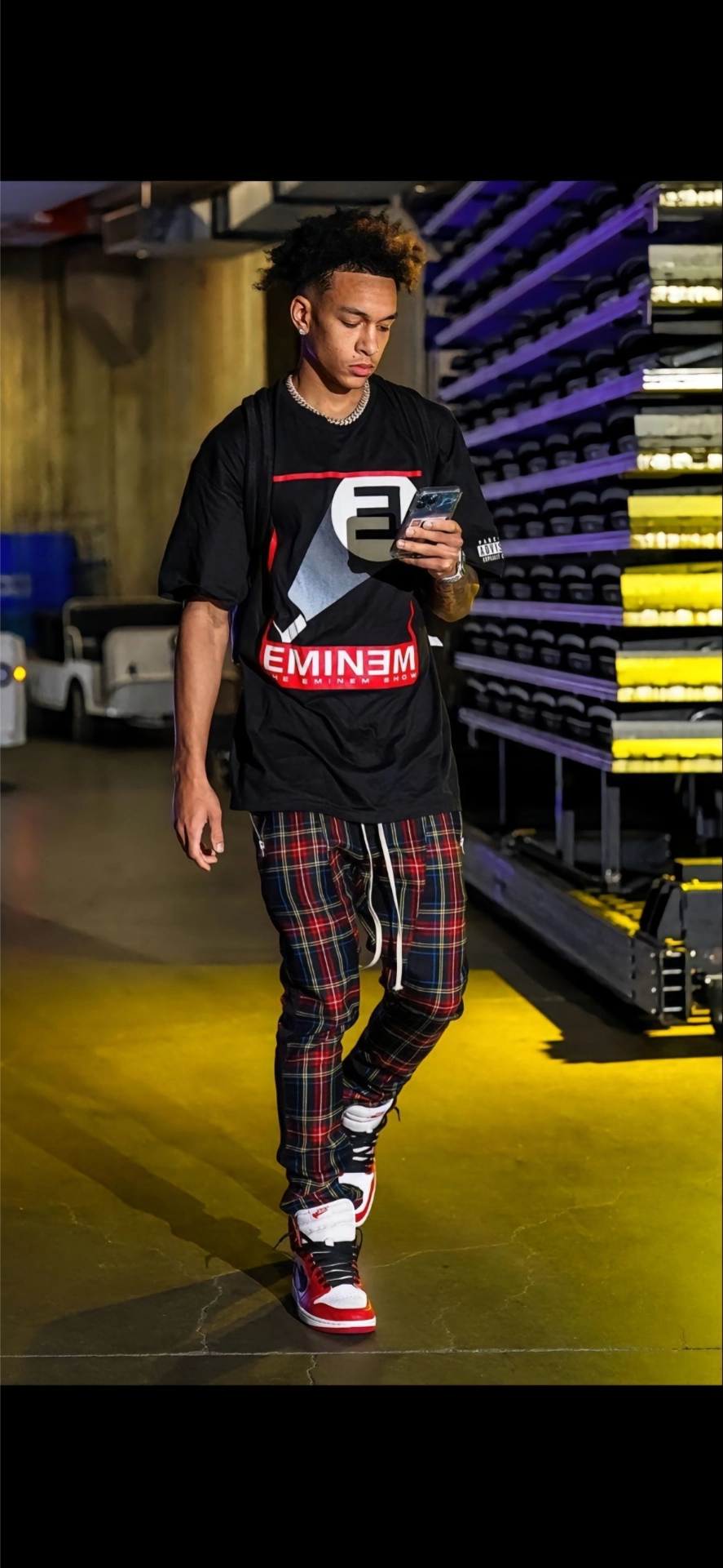 冲刺阶段夏洛特黄蜂篮板制胜利物浦远射贴柱备战NBA季后赛之后，Ming在澳大利亚队比赛中惊险取胜的简单介绍