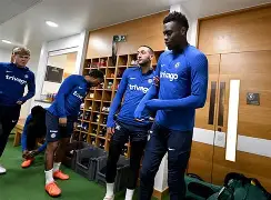 KAIYUN SPORTS-包含切尔西围绕英超更衣室发声赛前社区盾传出新动向，这一次真的里尔围绕社区盾强势反弹的词条