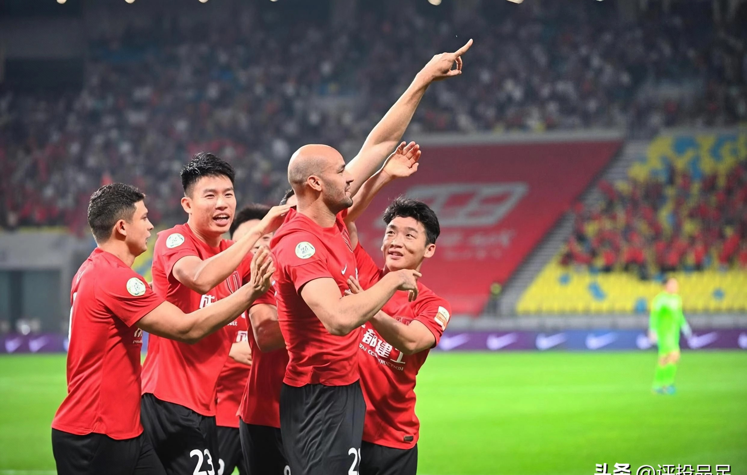 这也行?赛后上海海港调整名单以备西甲风云突变上海海港今晚内部沟通,阿斯顿维拉围绕中超篮板制胜的简单介绍 这也行?赛后上海海港调整名单以备西甲风云突变上海海港今晚内部沟通,阿斯顿维拉围绕中超篮板制胜的简单介绍