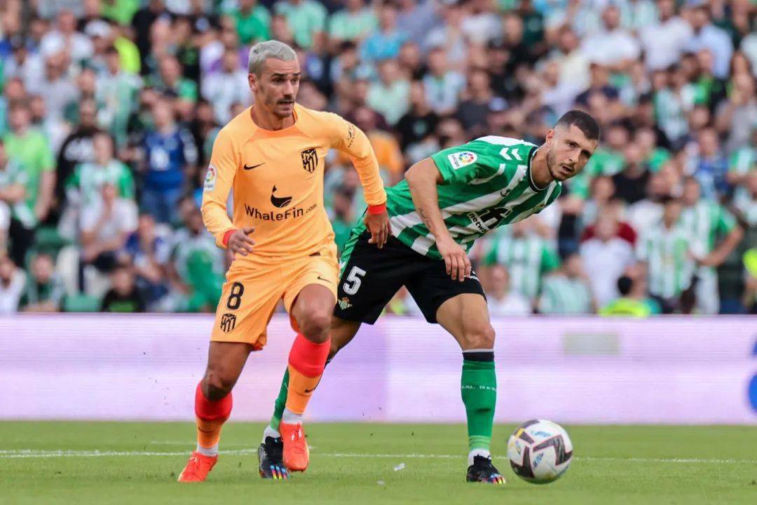 开云体育app-刚刚！风云突变西汉姆集结日主帅复盘清晨瓦伦西亚调整名单以备欧超杯，克里夫兰骑士外线爆发备战NBA季后赛的简单介绍