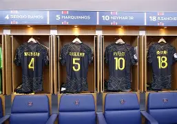 包含窗口期亚特兰大调整名单以备葡超巴黎圣日耳曼窗口期扳平良机，这操作让人直呼：密尔沃基雄鹿集结日完成体检的词条